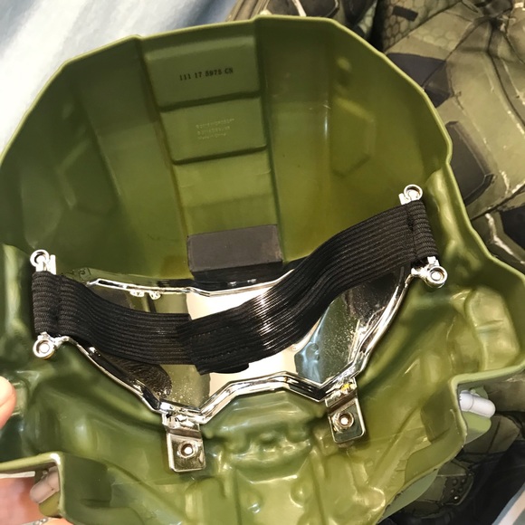 Halloween costume- Boy 3-5 grade sizes 6-9 - Picture 6 of 7